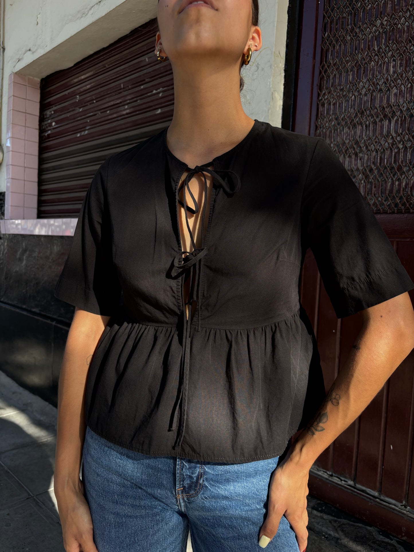 Blusa black